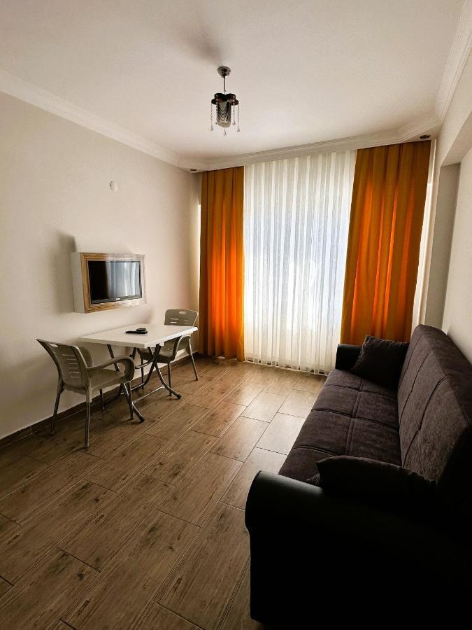 Queen Hotel